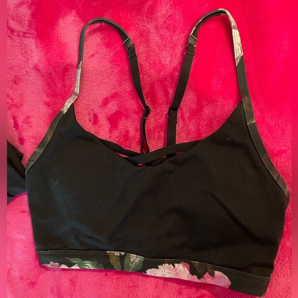 LaVie En Rose Workout Set - Picture 4 of 8